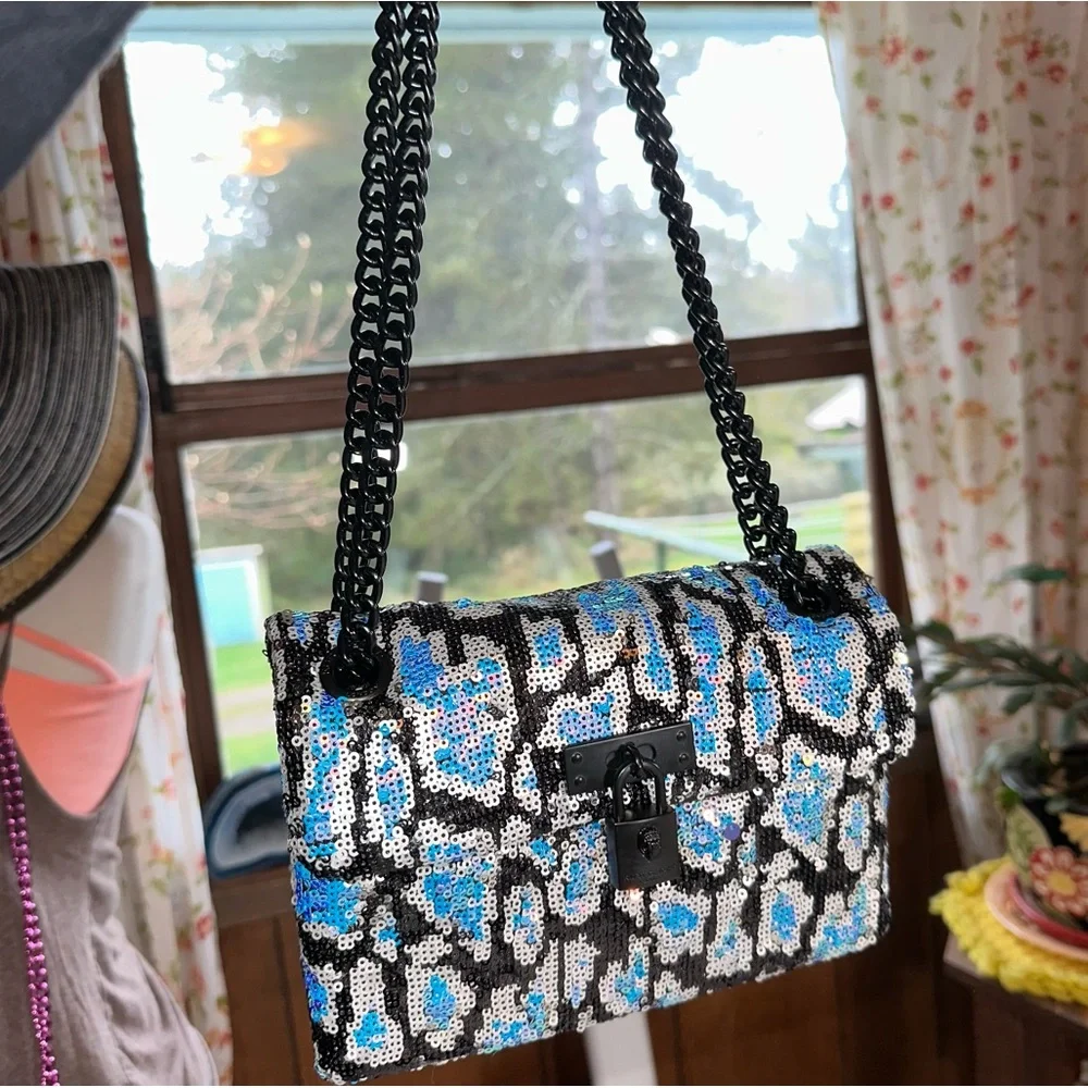 Kurt Geiger • Brixton Lock Iridescent Leopard Print Chain Strap Purse - Picture 2 of 15